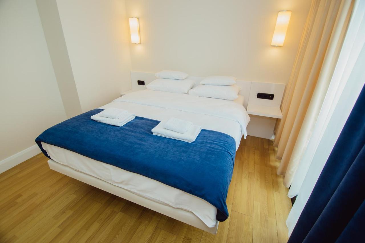 Premium Aparthotel With Sea View Batumi Bagian luar foto