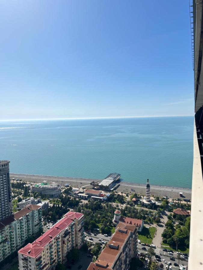 Premium Aparthotel With Sea View Batumi Bagian luar foto